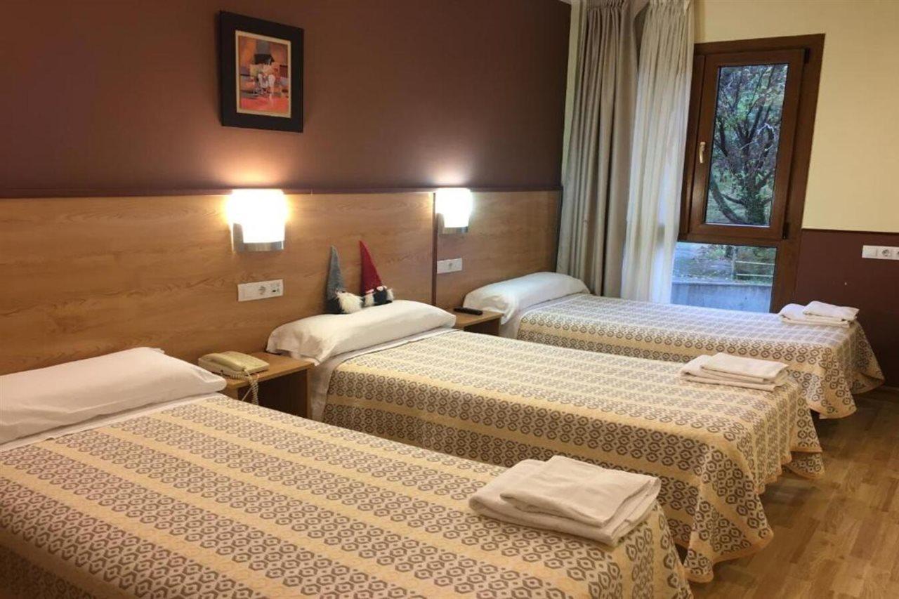 Hotel Santa Cristina Пола-де-Лена Экстерьер фото